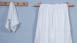 What high-frequency items can cause a hotel's reputation to collapse in the details?