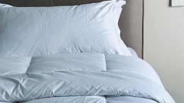 Why is the hotel linen mostly white?