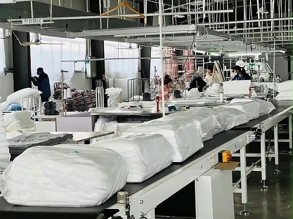 Dream Fei silk weaving Co., LTD|New Year open, climb the peak again!