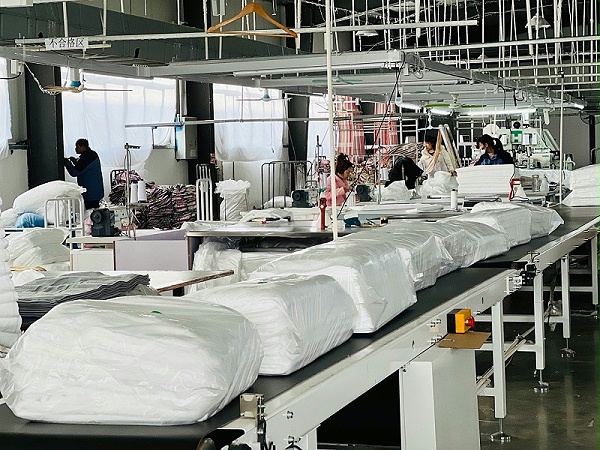 Factory production workshop picture