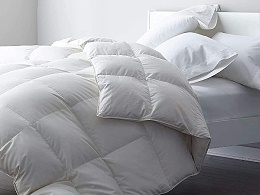 Warm and breathable duck feather down quilt core